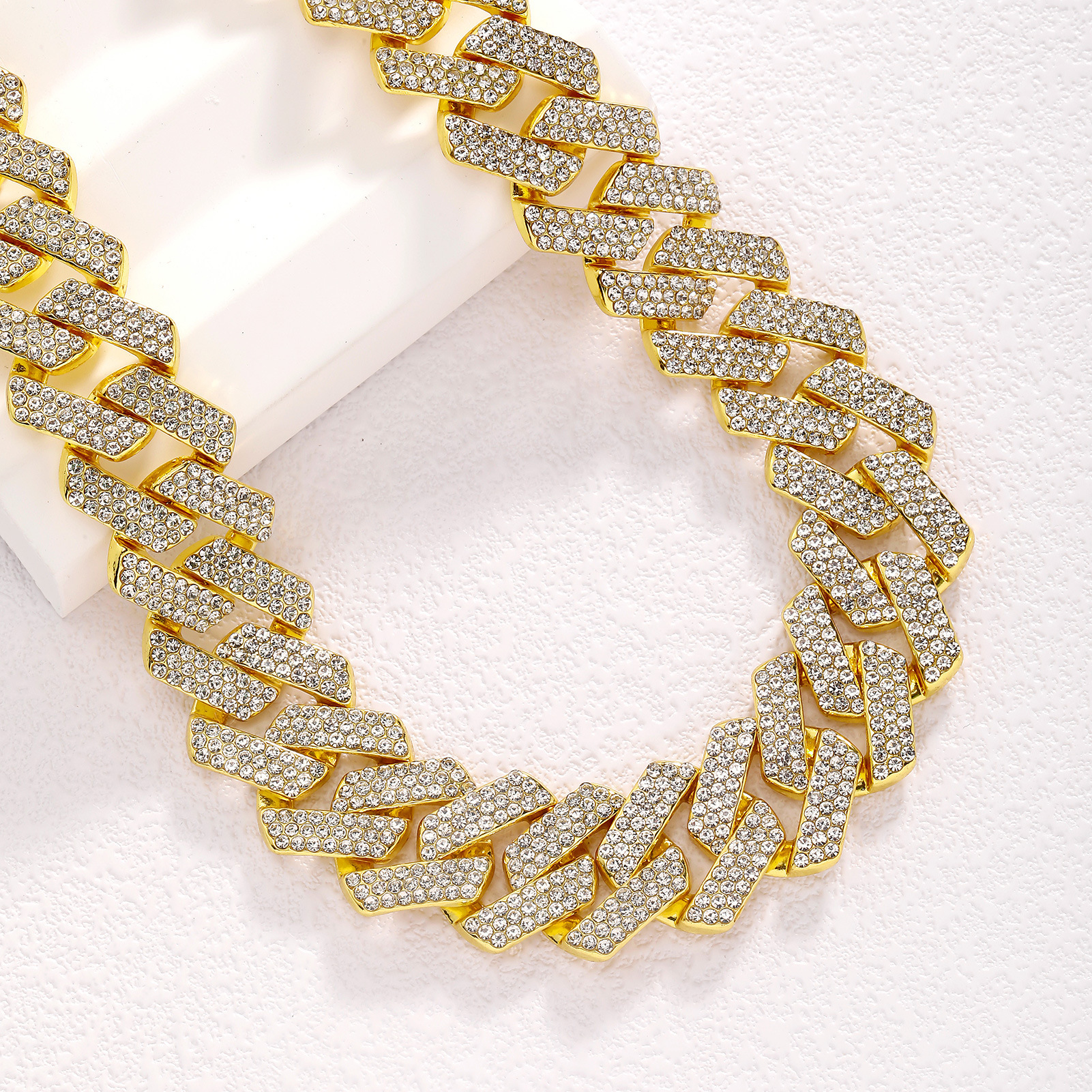 Hip-Hop Jewelry 20mm Diamond-Shaped Cuban-Link Necklace – Image 5