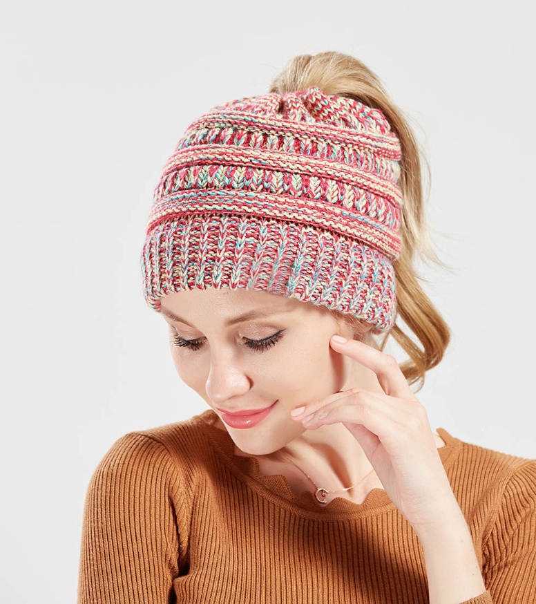 Mixed Color Knitted Wool Hat Ladies Non-labeled Ponytail Hat – Image 7