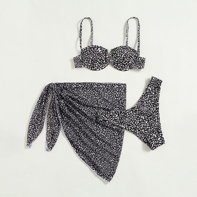 Three-piece Floral Bikini Beach Dress – Image 9